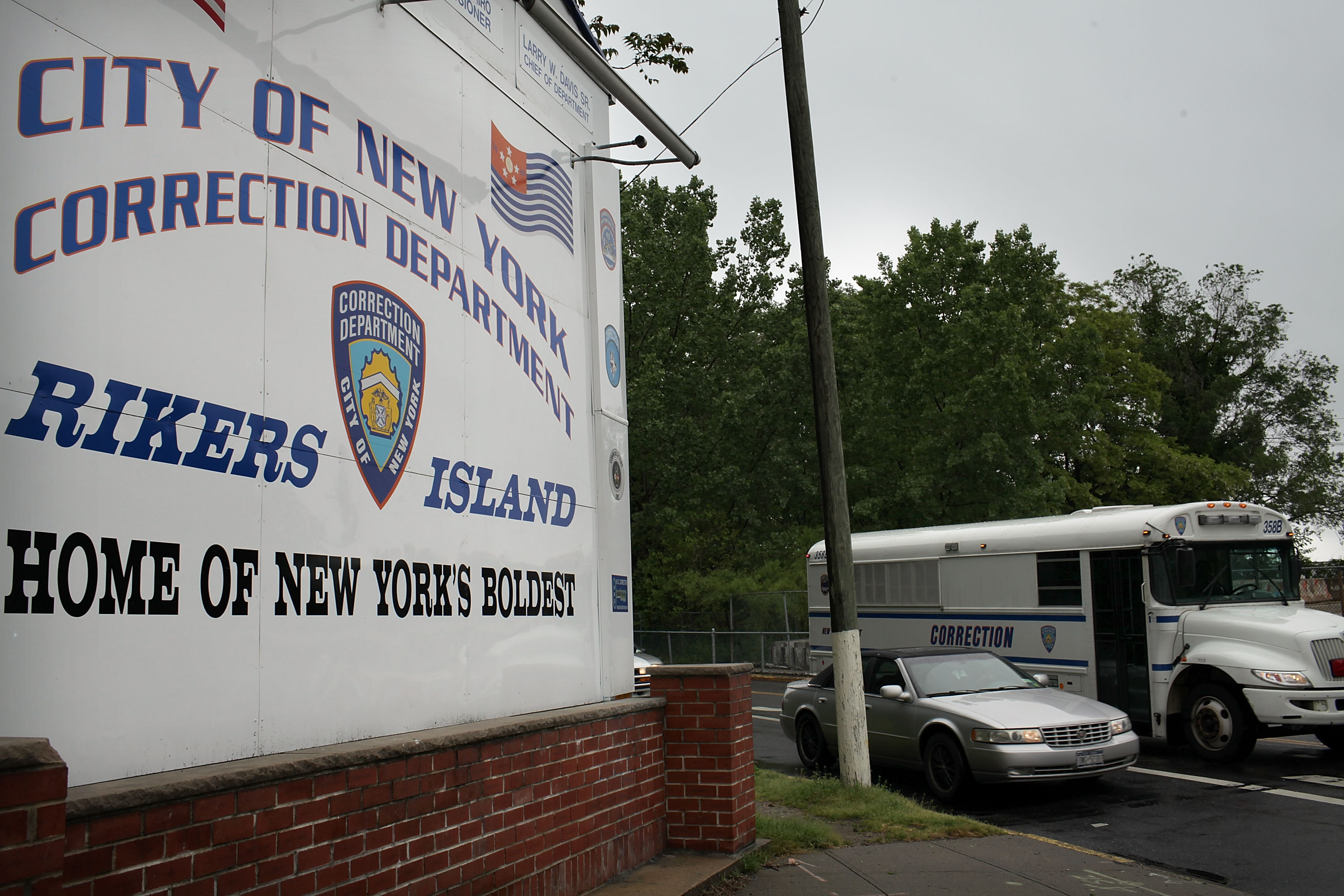 A view of the entrance to the Rikers Island prison complex (Photo: Spencer Platt for Getty Images)