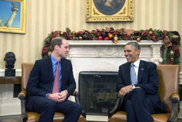 They look like best buds! (Photo: NICHOLAS KAMM/AFP/Getty Images)