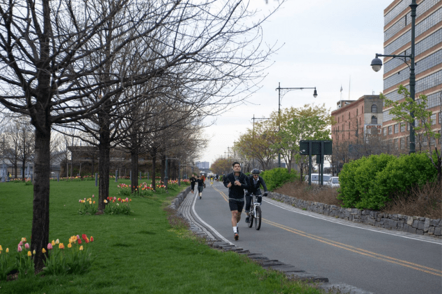 Hudson River Park runs along Manhattan's West Side. (Photo: Facebook/Hudson River Park)