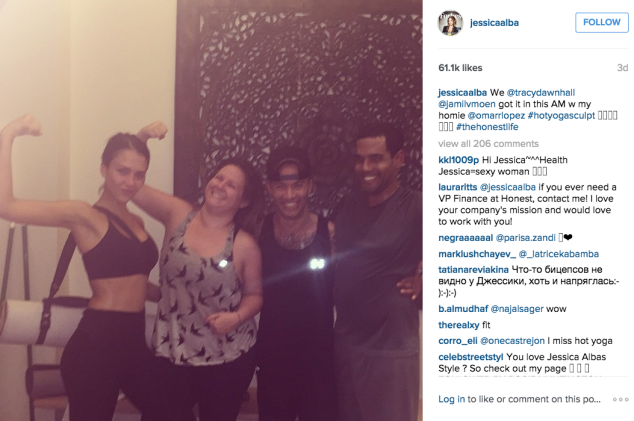 Ms. Alba did some hot yoga. Photo: Instagram/Jessica Alba)