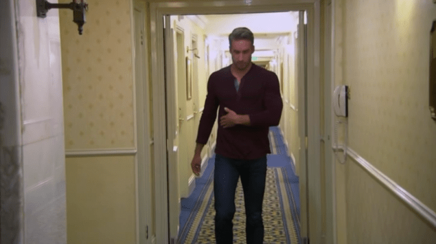 "hey America, watch me walk down this hallway 857 more times" (Photo: ABC)