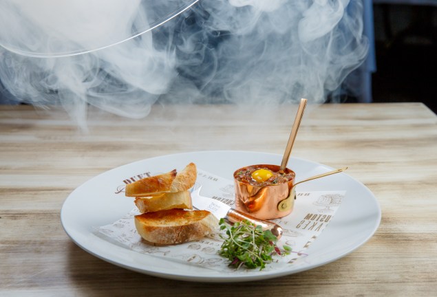 Duet Brasserie's smoked kobe beef tartare. (Photo: Duet Brasserie)