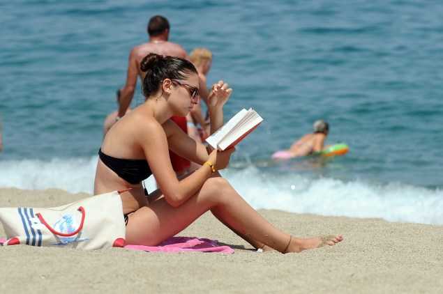 Doesn't that look uncomfortable? (Photo: Getty Images)