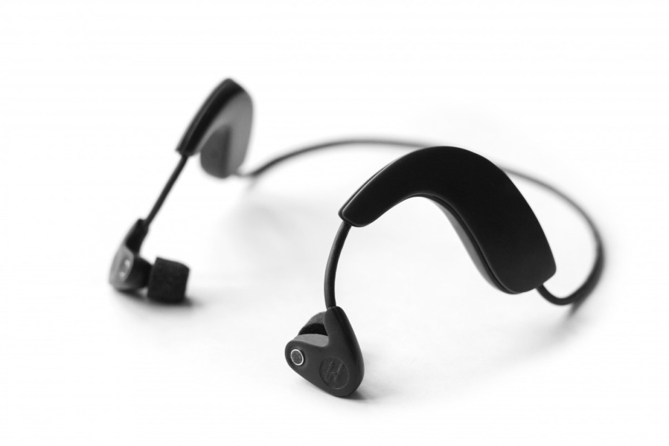 The Verse, a bluetooth enabled binaural headphone. One use case: allowing visually impaired people to record their home movies on their smart phones. (Photo: Hooke Audio)