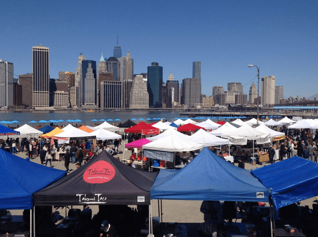 Smorgasburgs at East River State Park. Photo: Facebook/Smorgasburg)
