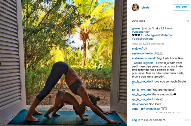 Ms. Bündchen did yoga. (Photo: Instagram/Gisele Bündchen)