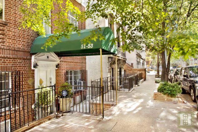 51-53 East 73rd Street was once called home by Grace Kelly and Harry Belafonte. (StreetEasy)