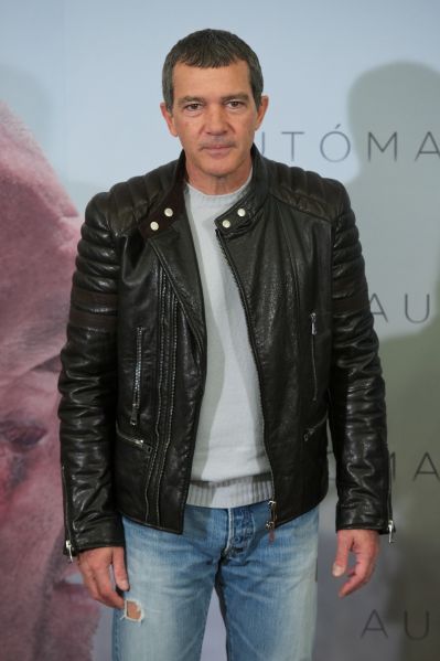 MADRID, SPAIN - JANUARY 20: Spanish actor Antonio Banderas attends the "Automata" photocall at the Intercontinental Hotel on January 20, 2015 in Madrid, Spain. (Photo by Carlos Alvarez/Getty Images)