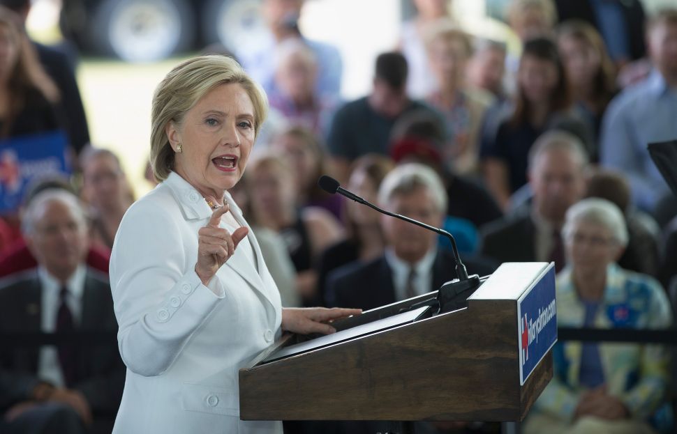 ANKENY, IA - AUGUST 26: Democratic presidential candidate and former U.S. Secretary of State Hillary Clinton speaks to guests gathered for a campaign event on the campus of Des Moines Area Community College on August 26, 2015 in Ankeny, Iowa. A recent poll has Clinton leading all other Democratic contenders in Iowa by about 30 percentage points. (Photo by Scott Olson/Getty Images)