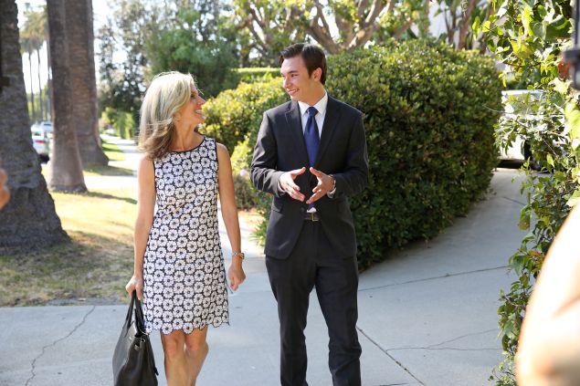 JOB OR NO JOB - "Los Angeles - Real Estate" - (ABC Family/Adam Taylor) JANE BUCKINGHAM, ROBERT MORIN