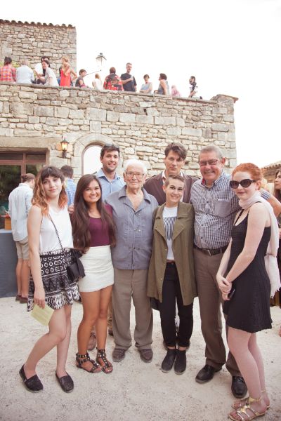 Pierre Cardin with some SCAD students (Photo: Chia Chong)