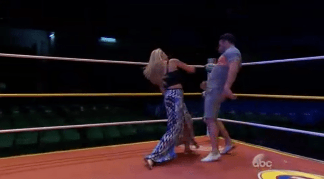 "relationships r a lot like punching your boyfriend in the head" (Photo: ABC)