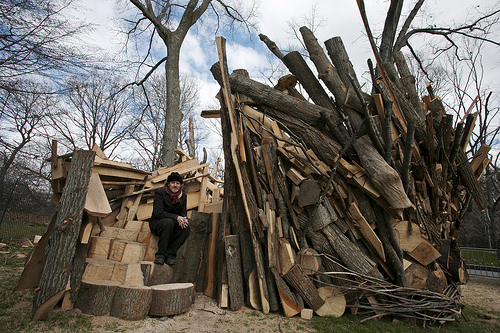 Roderick Romero beside his treehouse work in the Brooklyn Botanic Garden. (Photo: Courtesy Brooklyn Botanic Garden)