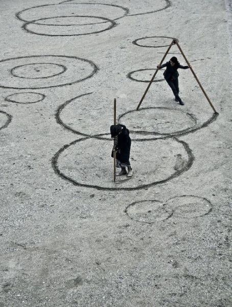 A Molly Haslund performance. (Photo: Courtesy of HVCCA and Mathilde Haaning)