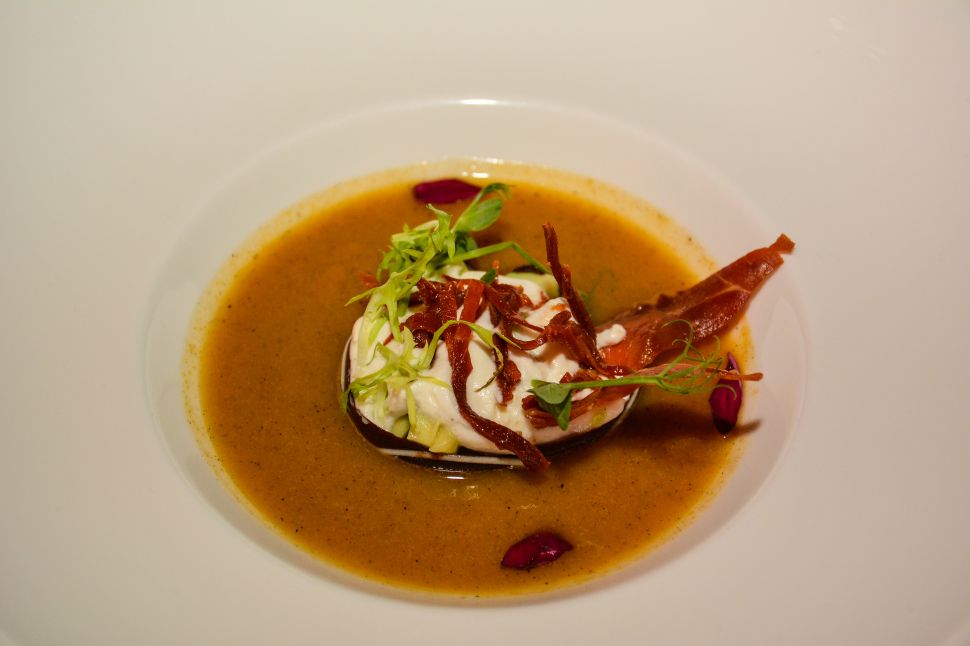 Chilpoctli Cream Soup by Chef Antionio Ramirez (Photo: Nizuc).