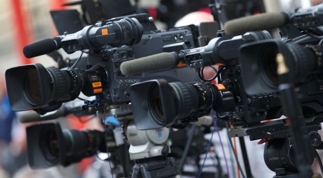 Media video camera's are trained on the door of The Lindo Wing of Saint Mary's Hospital in Paddington, west London on July 21, 2013. There's still no sign of Britain's royal baby, even though the world's media have been camped for three weeks outside the London hospital where Prince William's wife Catherine is due to give birth. AFP PHOTO / ANDREW COWIE (Photo credit should read ANDREW COWIE/AFP/Getty Images)
