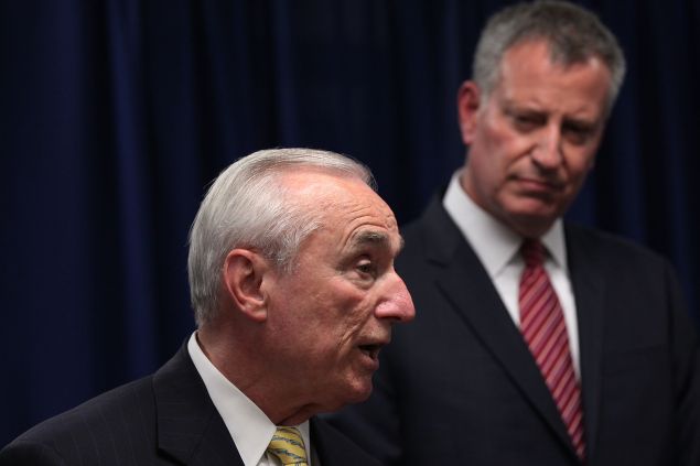 NYPD Commissioner Bill Bratton with Mayor Bill de Blasio. (Photo: Spencer Platt/Getty Images)