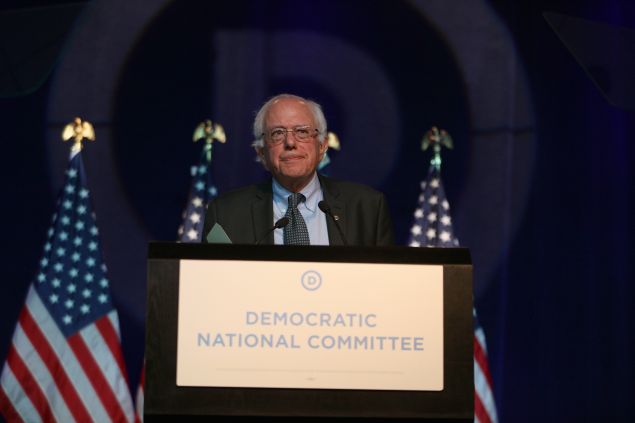 MINNEAPOLIS, MN - AUGUST 28: Democratic Presidential candidate Bernie Sanders speaks at the Democratic National Committee summer meeting on August 28, 2015 in Minneapolis, Minnesota. Most of the Democratic Presidential candidates including Sanders , Hillary Clinton, Martin O'Malley and Lincoln Chafee are attending at the event. (Photo by Adam Bettcher/Getty Images)