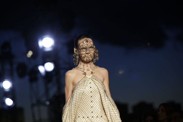 Givenchy's face jewelry (Photo: Joshua Lott/AFP/Getty Images)