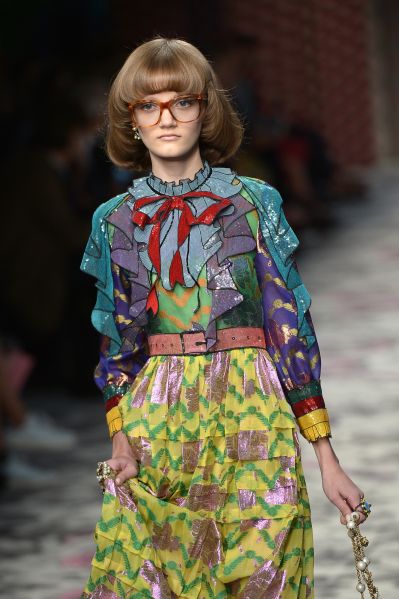 Because a 2-D bow is better than a 3-D one (Photo: Tiziana Fabi/AFP/Getty Images)