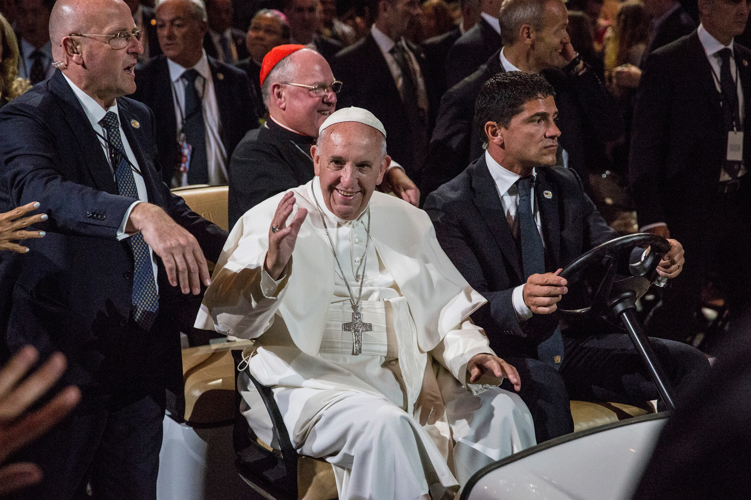 Pope Francis arrives to celebrate Mass at Madison Square Garden on September 25, 2015 in New York City. (Photo by Andrew Burton/Getty Images)
