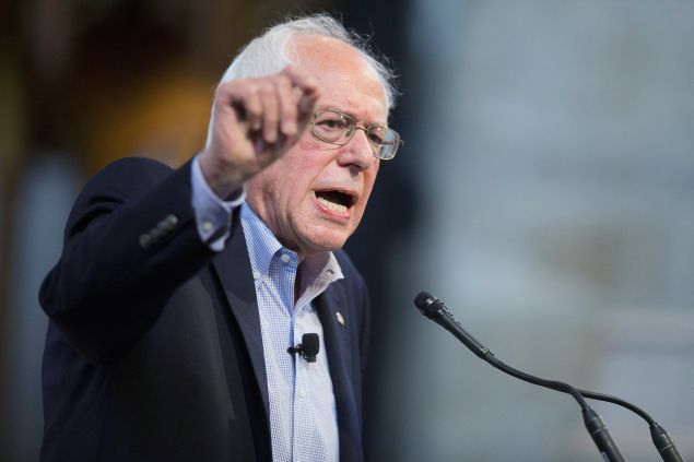 CHICAGO, IL - SEPTEMBER 28: Democratic presidential candidate Senator Bernie Sanders (I-VT) speaks to guests at an event sponsored by Institute of Politics at the University of Chicago on September 28, 2015 in Chicago, Illinois. Sanders is currently polling second behind Hillary Clinton in the Democratic race for the nomination (Photo by Scott Olson/Getty Images)
