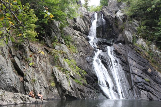 The crystal clear waters of High Falls (Justin Joffe for Observer)