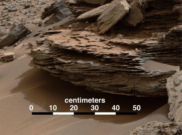 Relevant to the discovery, this image shows evidence of cross-bedding, which results from water passing over a loose bed of sediment. Taken Nov. 2, 2014 at "Whale Rock" within the "Pahrump Hills," the rover was at Mount Sharp. (Photo: NASA/Public Domain)