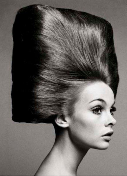 Jean Shrimpton. Hair by Alexandre, Paris, August 3, 1965. Photographed by Richard Avedon.