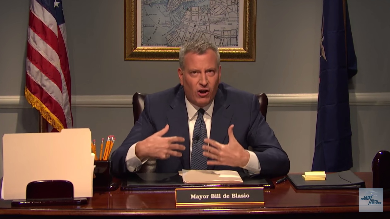 Mayor Bill de Blasio offered a mock message to New Yorkers on Late Night With Seth Meyers. (Screengrab: Late Night With Seth Meyers) 