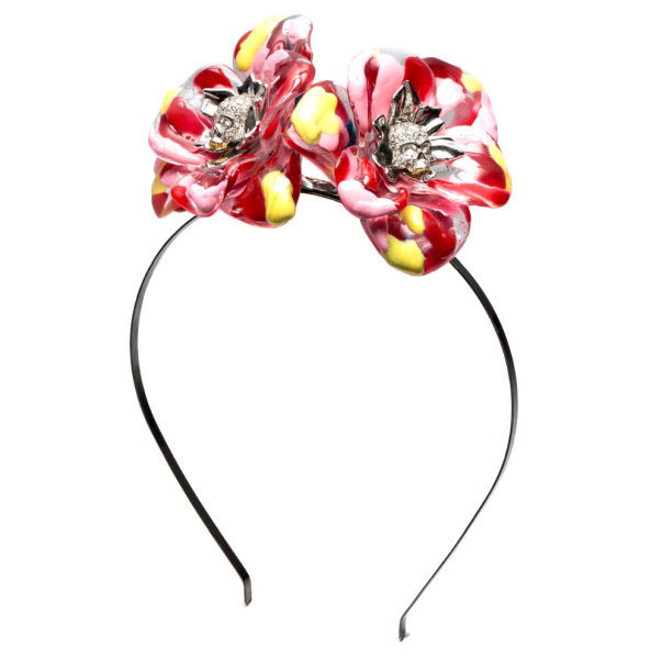 A floral headpiece from the collection. (Photo: Alexis Bittar)