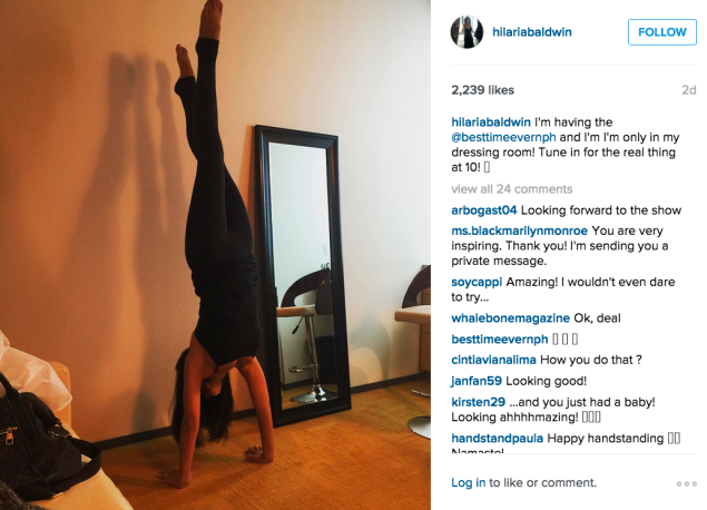 Hilaria Baldwin did a handstand. (Photo: Instagram/Hilaria Baldwin)