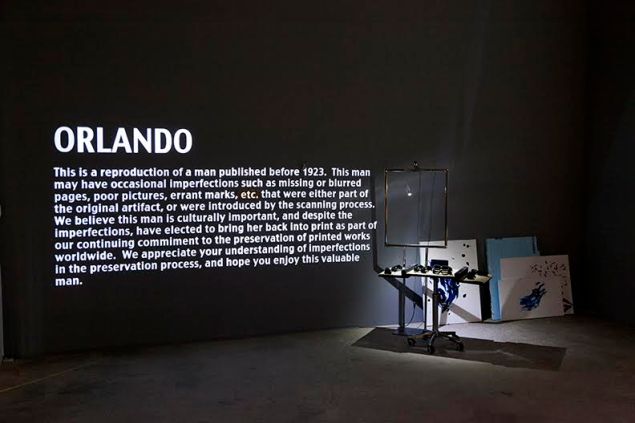 Trisha Baga, Ol Rando, 2015, Video projection, glazed ceramic, mural, Styrofoam, plastic cup, clamp light. (Photo: Courtesy of the artist and Greene Naftali, New York)