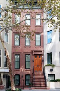The townhouse at 314 East 69th Street had previously been owned by a doctor, who used the bottom floor as his office. (Juris Mardwig)