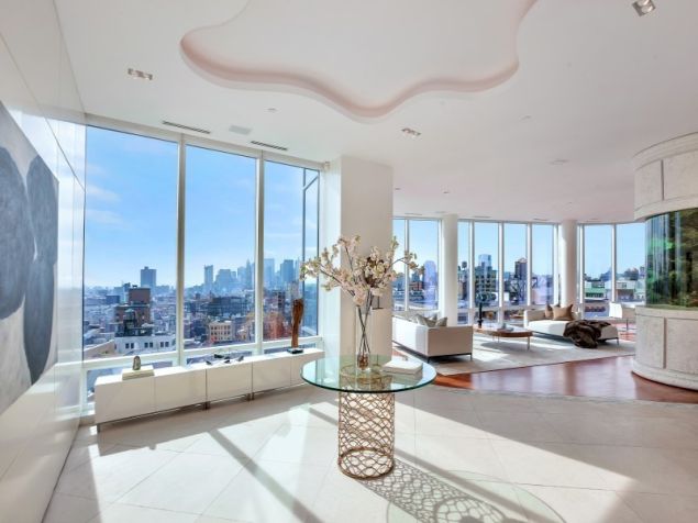 No need to fret - the fish tank can still be spotted in the corner. (Sotheby's)