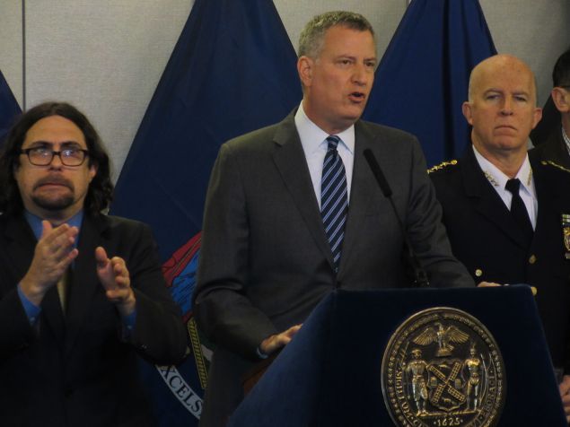 Mayor Bill de Blasio at the Office of Emergency Management (Photo: Will Bredderman for Observer).