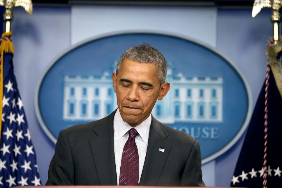 WASHINGTON, DC - OCTOBER 01: President Barack Obama speaks at a press conference on October 1, 2015 in Washington, DC. According to reports, 10 were killed and 20 injured when a gunman opened fire at Umpqua Community College in Roseburg, Oregon. (Photo by Mark Wilson/Getty Images)