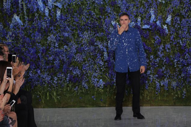 Raf Simons at his last runway show (Photo: Antonio de Moraes Barros Filho/WireImage).
