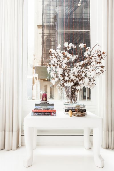 Flowery nook. (Photo: Emily Assiran for Observer)