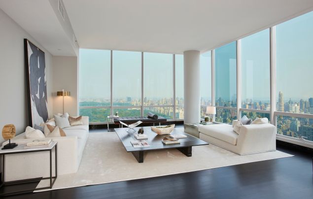 No matter the decor, the views sort of dominate. (Brown Harris Stevens)