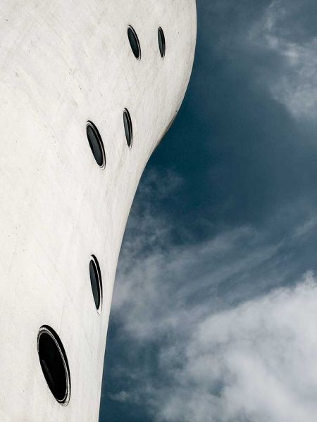 LaGuardia Airport, New York, United States. (Photo: Carolyn Russo, National Air and Space Museum, Smithsonian Institution)