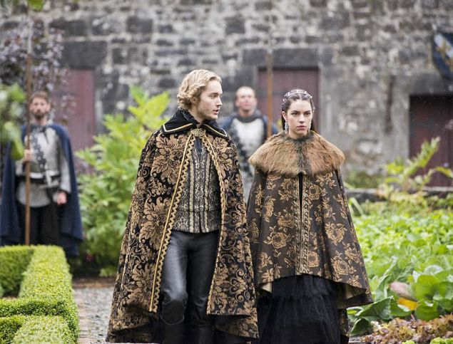 Reign's Costume Designer on Dressing CW Characters in Vintage and Valentino