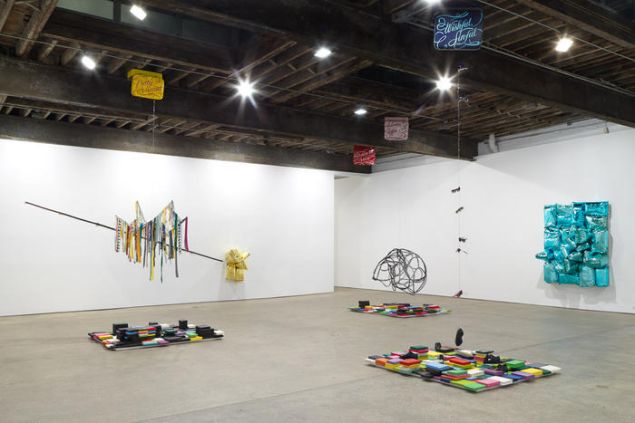 AKG_2015_JimLambie_TraininVein_installation_03