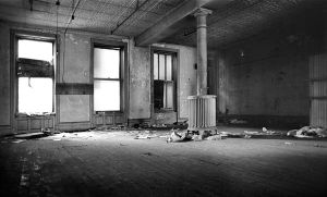 The loft craze began with raw, formerly industrial spaces that attracted artists. (Photo: Stanley P. Katz)