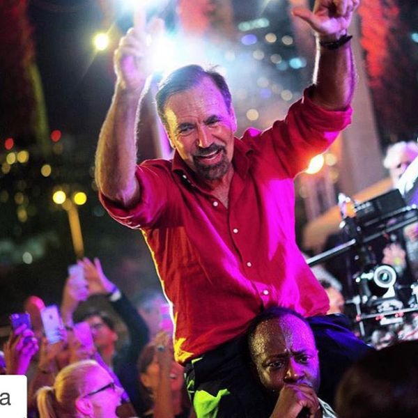 Jorge M. Perez partying with Wyclef Jean. (Photo: Franklin Sirmans, @mfsirmans, via Instagram)