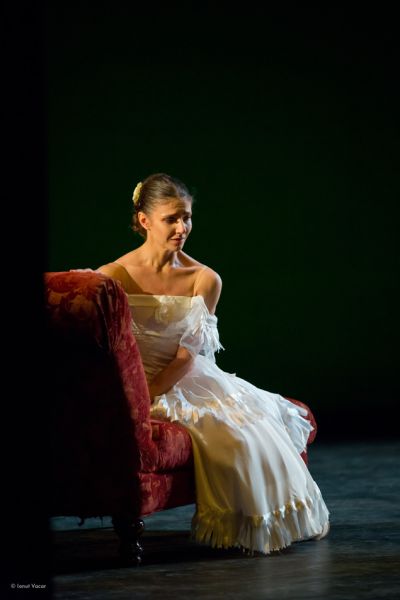 Alina Cojaru in Marguerite and Armand.