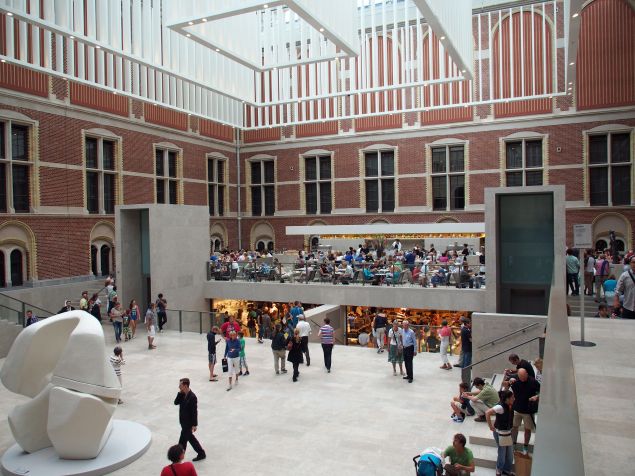 The atrium of the Rijksmuseum in Amsterdam. (Photo: Wikimedia Commons)