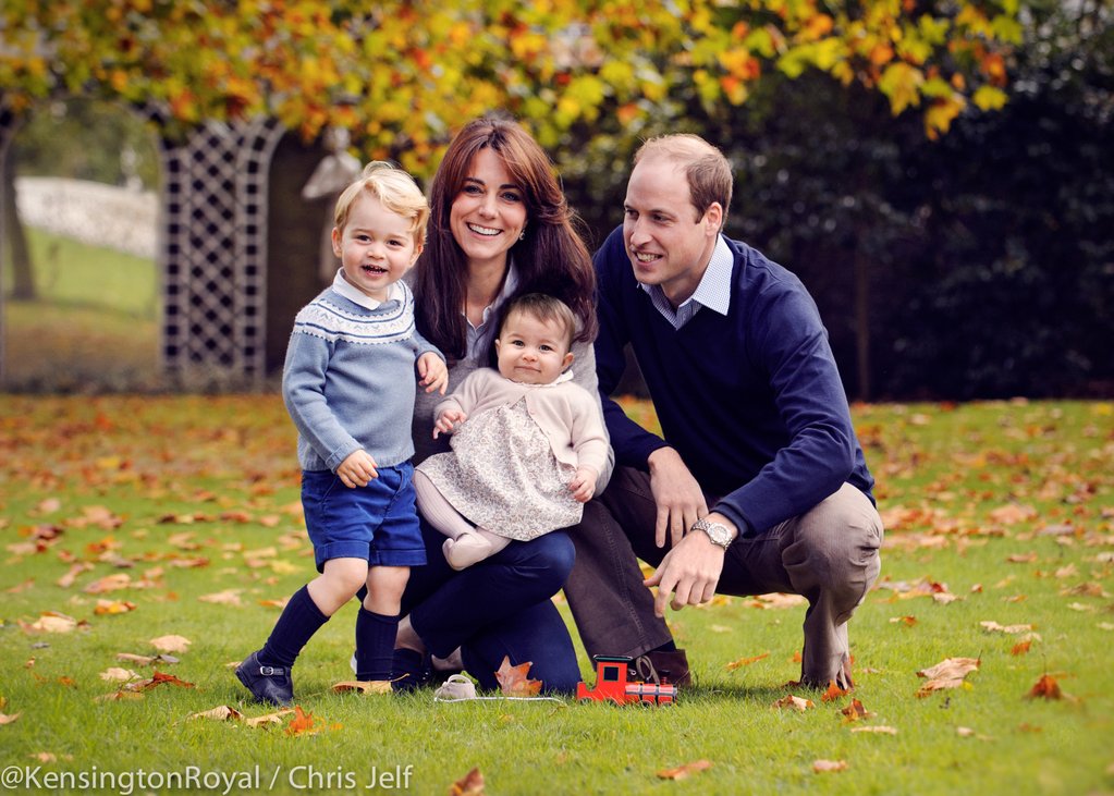 A new family photo - Merry Christmas from The Duke and Duchess of Cambridge, Prince George and Princess Charlotte