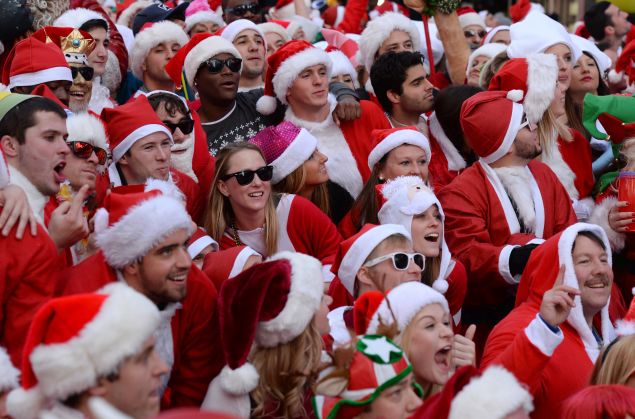 Even warring Santas can use these tips to make Christmas more merry and bright.