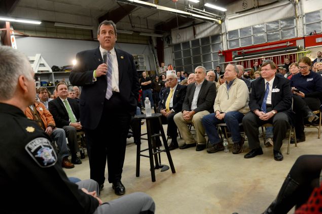 LOUDON, NH - NOVEMBER 30: Republican Presidential candidate Chris Christie speaks during a town hall meeting at the Louden Fire Department November 30, 2015 in Loudon, New Hampshire. Christie recently received the endorsement of the Manchester Union Leader, New Hampshires largest newspaper. (Photo by Darren McCollester/Getty Images)